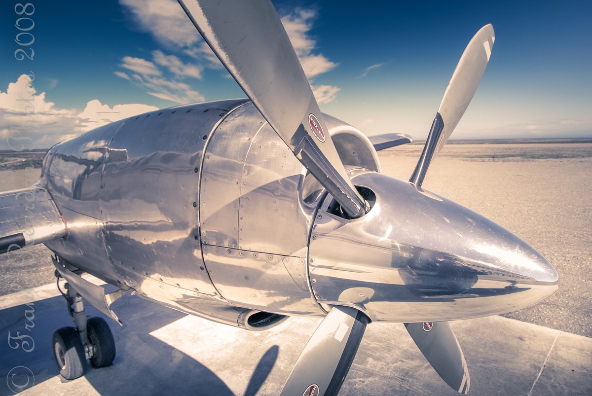 FrankReardon1's tweet photo. Private Charter of #CGIQF Swearingen SA226-TC Metro II by @PerimeterAir back on JUL.14.2008 to #WhaleCove #Nunavut #YXN #YXNSpotters #SA226 https://t.co/KtJ9h9bvkI