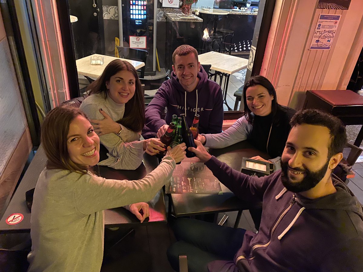 ArantxaRojo's tweet photo. @cesalberca @autentia @GdgJaen Chin chin Jaén 🥂 https://t.co/eDQf0kDZEh