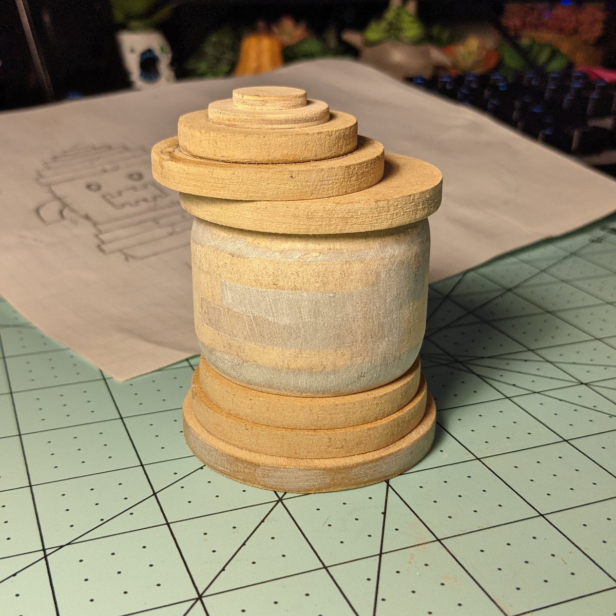gluemish's tweet photo. Clatteroid!!!

14 little wooden circles, and a couple more to cut out for it's base. I'm adding a rig for some of the rings to move side to side💕

#ACNH #animalcrossing #gyroid #propmaking #wip #replicaprops https://t.co/PoVkzBB041