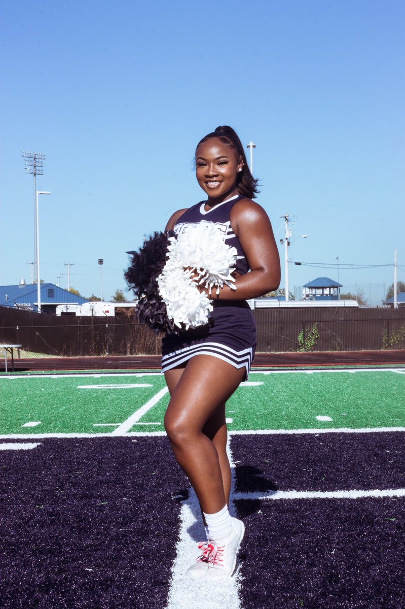 JSUTIGERSCHEER's tweet photo. Congratulations Kalaya, one of our Captains for the season. We are so proud of all your hard work, dedication, and determination all 4 YEARS!! We can’t wait to see you change the world. We love you 💙🐯 https://t.co/rFAeXluaWe