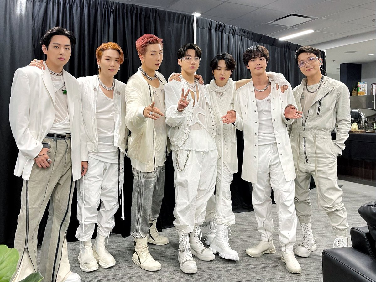 17Indescribable's tweet photo. #MAMAVOTE #bts https://t.co/Xte2VOEWzA