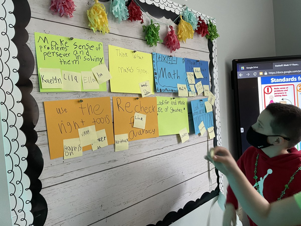 LindseyDanhoff's tweet photo. What do critical thinking, creative, collaborative, and communicative mathematicians do? The Golden Thinker said….they understand the problem, preserve, show their thinking with models and tools, share their thinking, and look for patterns! They then chose math goals! @adeDCSD https://t.co/pOAXHYwXx3