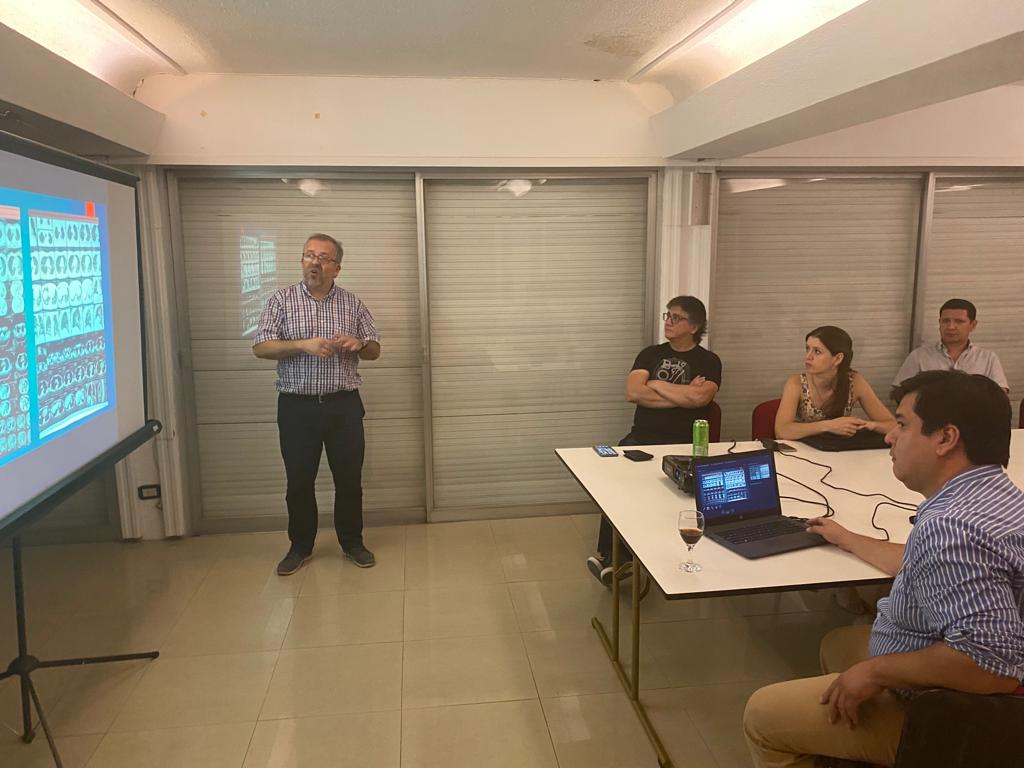 CARDIOCOR_SA's tweet photo. 📣Cierre académico y brindis🥂 de fin de año de 💖#Cardio  
🙌Agradecemos a los doctores 🧑‍⚕️Claudio López y 🧑‍⚕️Gustavo Flores por sus excelentes exposiciones; para seguir formándonos y así poder brindar la 💪mejor atención a nuestros pacientes🧒👦👩👱‍♀️👩‍🦳👨‍🦳 https://t.co/tCq5Q7cDty