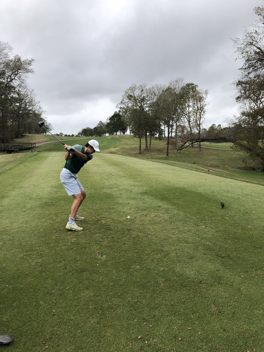Strake Jesuit Golf tweet media