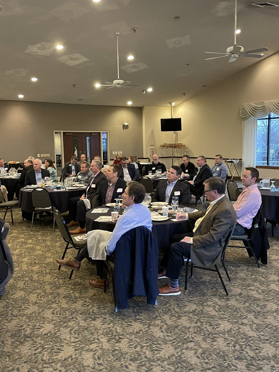 mwillich's tweet image. Thank you Unconventional Business Network Sponsors and financial partners for a banner year of advancing the faith at work cause. Your support makes all the difference. The VIP Partner breakfast was a hit with former KC Chiefs linebacker Shawn Barber as our keynote.