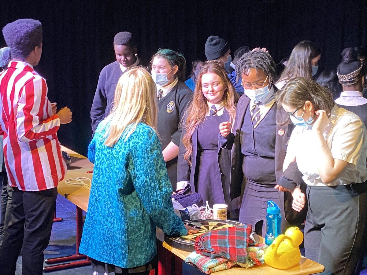 barras100fest's tweet photo. Stunning photos of Young Traders from St Mungo’s Academy performing for camera. Sadly, because of new restrictions, they won’t be able to perform live at tomorrow’s showcase event, but we will be screening their film. @GlasgowHeritage @TrustCultural @CreativeScots https://t.co/xfF2rZhnqy