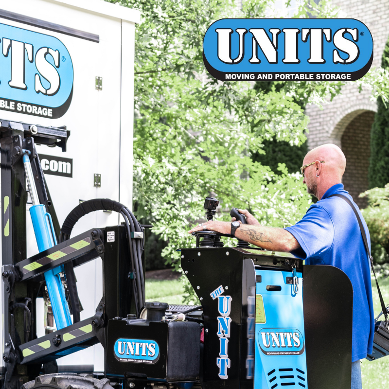 ChicagoUnits's tweet image. How does UNITS Moving &amp;amp; Portable Storage deliver? With our state-of-the-arts ROBOUNIT of course! Our delivery system allows us to place your containers in the tightest of spaces so you can store where you want! Learn more unitsstorage.com/chicago-il/con…
.
.
.
#UNITSStorage #simplestorage