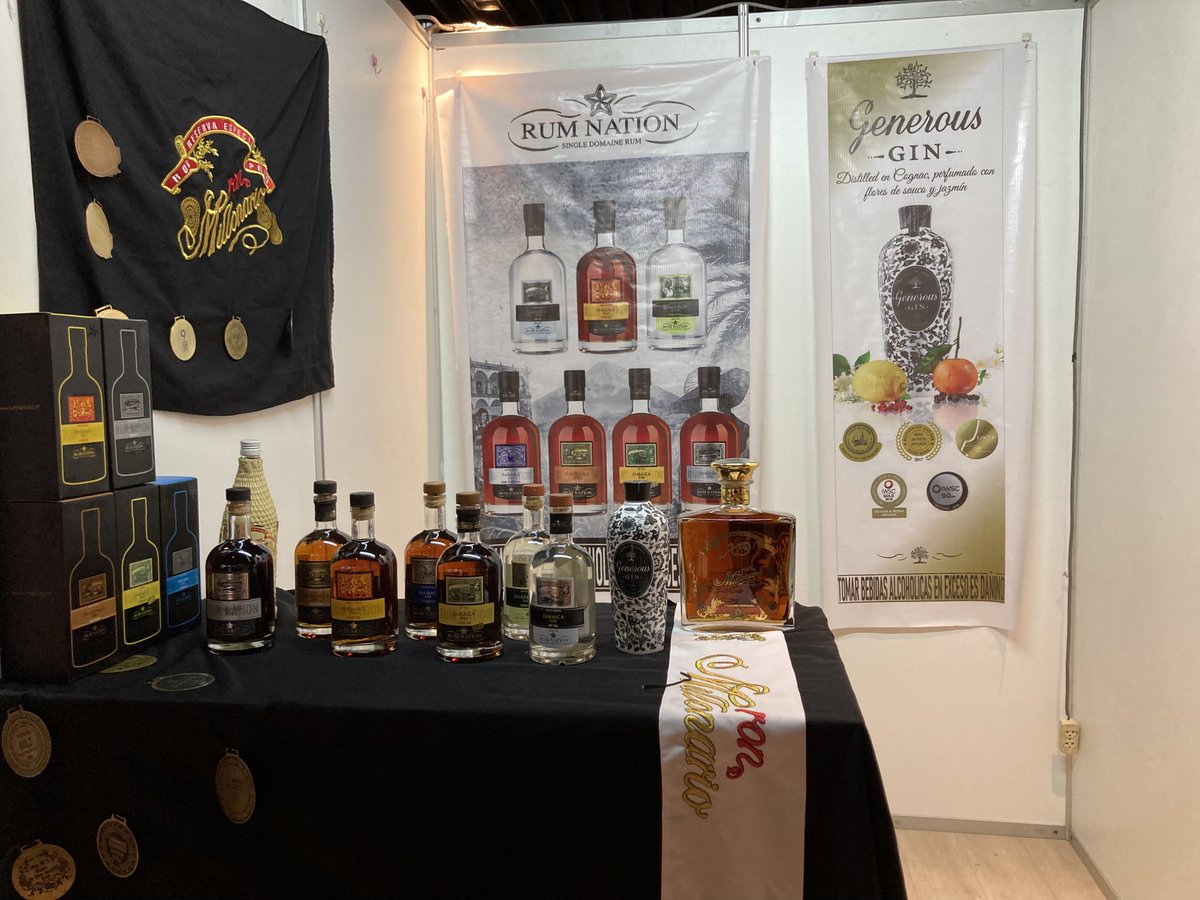 GenerousGin's tweet photo. 🍷SOMM Vinoteca  presenta:
#SommelierExpovino2021
Del 9 al 12 de diciembre. 
 📍Lugar: Centro de Convenciones APRILLE (Av. Villa hermosa Km. 6 Cerro Colorado) 🎟Adquiere tu entrada aquí: https://t.co/78RkyLqZ2o https://t.co/krWMGEwA9a via @FacebookWatch https://t.co/gvhS7ZGwRg