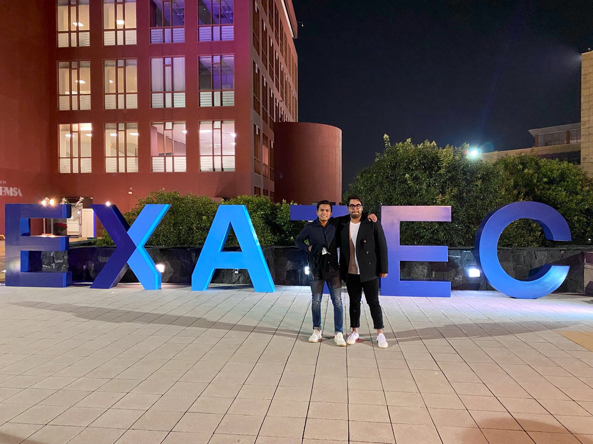 RoVVH's tweet photo. Feliz de celebrar los 20 años de mi queridísimo campus @Tec_CSF. Siempre es bueno regresar a donde uno fue feliz, y recordar los buenos tiempos @EXATEC #OnceTecAlwaysTec https://t.co/gdZtJDQ6SR