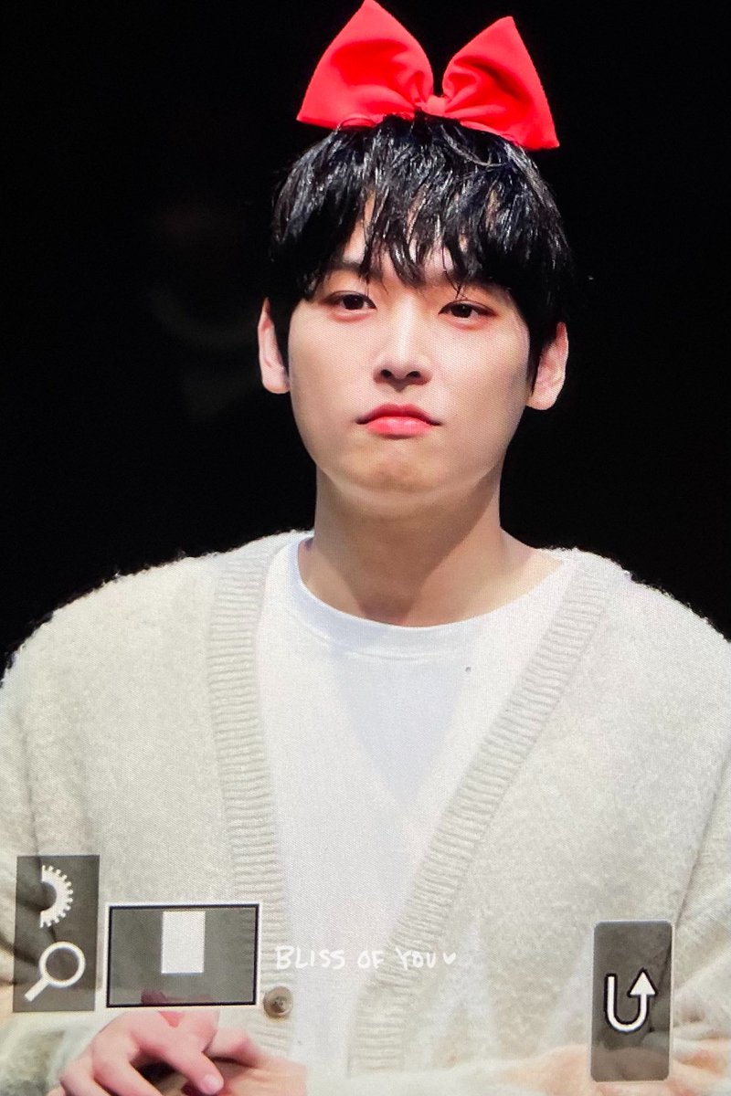 BlissofU_is's tweet photo. 211210 
#INSEONG #SF9 #인성 #김인성 @SF9official https://t.co/rEYuhgHUHe