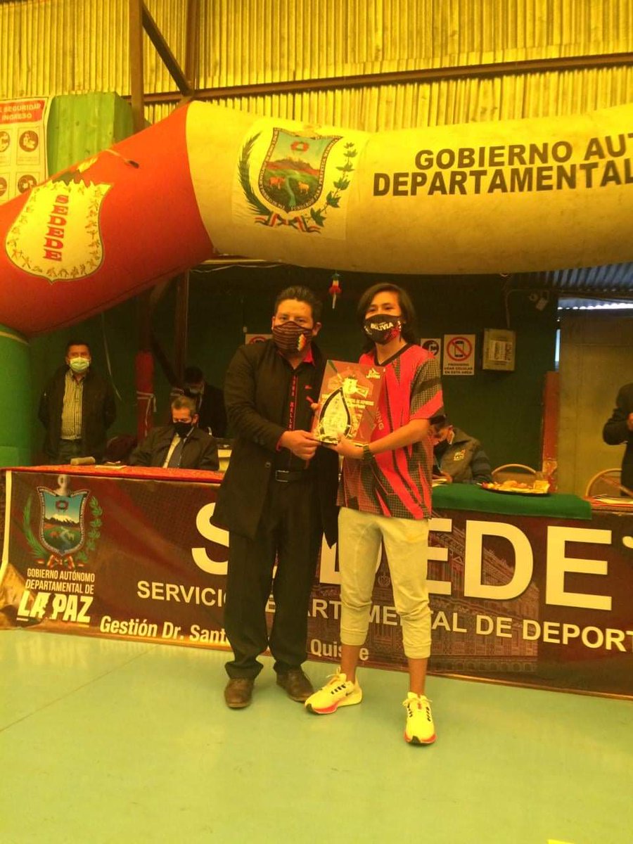 El dia de ayer 9 de diciembre de 2021 se realizo el reconocimiento a nuestros campeones 2021 en la categoría Juvenil por parte del Servicio Departamental De Deportes La Paz
m.facebook.com/story.php?stor…