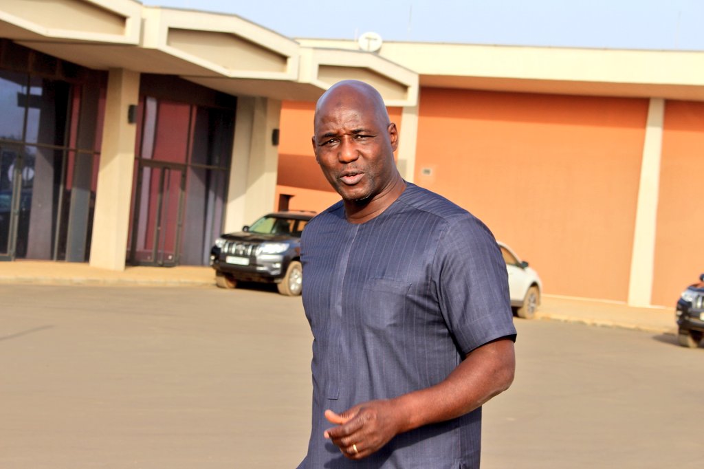 GalaRepublique's tweet photo. Niamey 🗣🗣🗣... Nos hôtes ont commencé à fouler notre sol !

Point focal des légendes, @AnthonyBaffoe est arrivé à #Niamey cet après-midi. 

#GalaRepublique 🇳🇪 https://t.co/3q5PNvOCv1