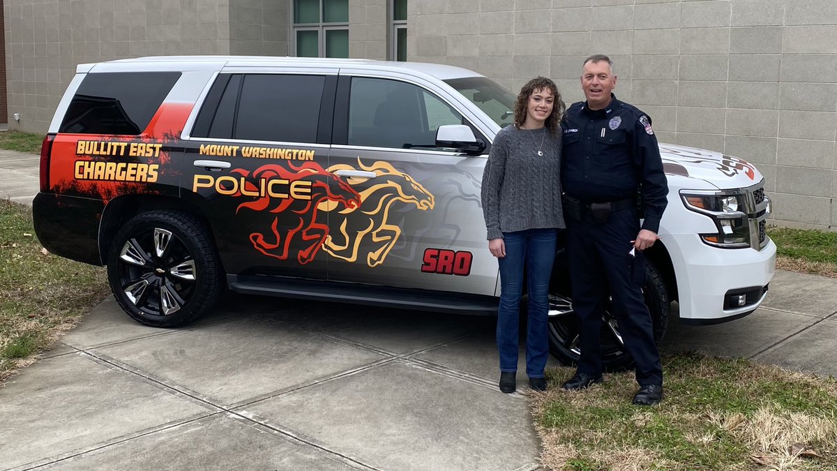 BigMarshallNat1's tweet photo. Very proud of the Art design that Jenna has designed for our SRO’s vehicle! Thanks Office Johnson for allowing our students to be creative! #UnrivaledReboot https://t.co/eLzDFJS8vK