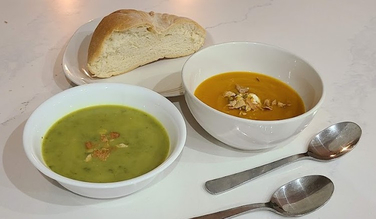 JudyL_88's tweet photo. Here is the Tasting Table, Episode 3. @ChristineHull13 and I loved making our delicious & nutritious #SweetPotato Carrot soup and #Watercress Coconut soup. #Recipes are on my food blog. #dishwithjudy #thetastingtable #mawbnetwork #homemade #soup
Video: https://t.co/Z8S0nmOV9l https://t.co/d7i2dXqRMF