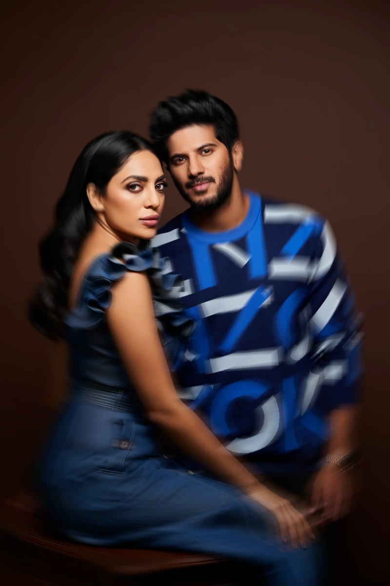 Netflix_INSouth's tweet photo. Interrupting your scroll to tell you that #Kurup, starring  @dulQuer and #SobhitaDhulipala is coming soon to Netflix. #KurupOnNetflix

@srinatkp @DQsWayfarerFilm #MStarEntertainments https://t.co/hBdP0nWQsa
