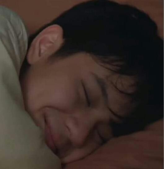 After watching Ep7,we all r like that in bed <3
<a href="/ohmpawatt/">Ohmpawat</a> <a href="/mynameisnanon/">NANON</a> <a href="/backaof/">Noppharnach</a> 
#BadBuddySeriesEP7 
#BadBuddySeries