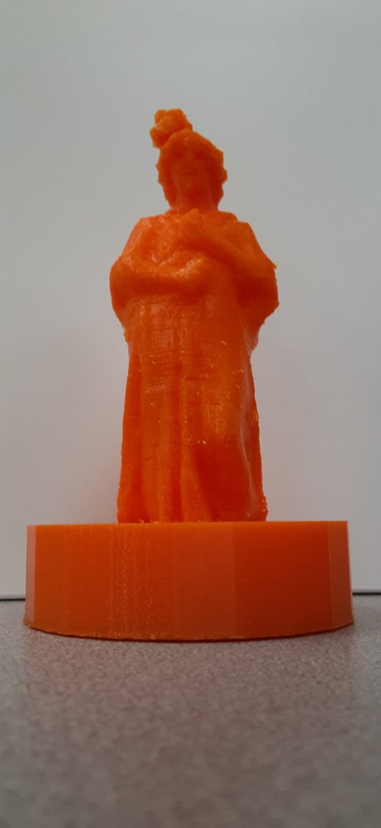 CCAVWeLab's tweet image. We applied our new knowledge and created garden statues with a Roman/Greek influence for the Literary Gala coming up 12/15! @VWeLabs @Chattajill 2/3