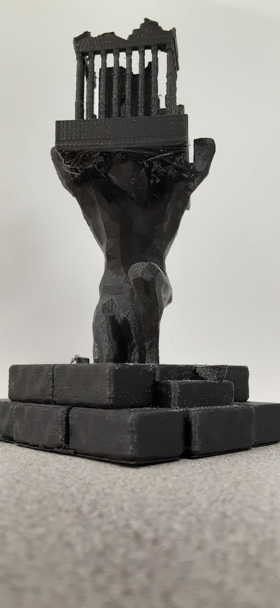 CCAVWeLab's tweet image. We applied our new knowledge and created garden statues with a Roman/Greek influence for the Literary Gala coming up 12/15! @VWeLabs @Chattajill 2/3