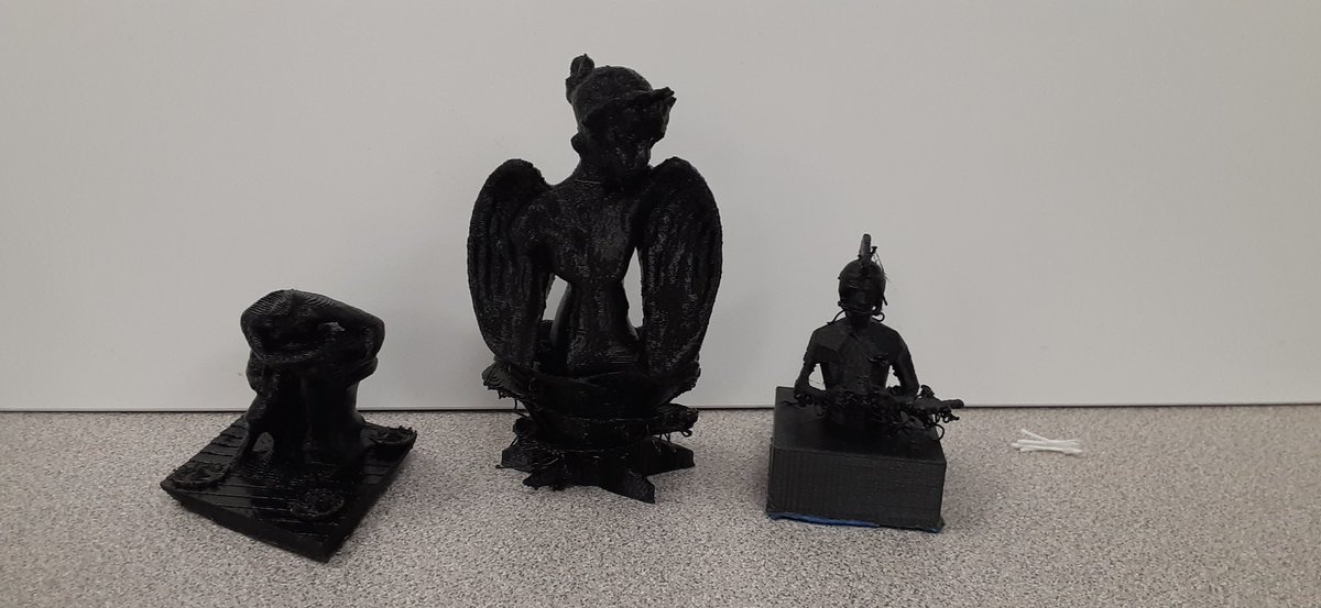 CCAVWeLab's tweet image. We applied our new knowledge and created garden statues with a Roman/Greek influence for the Literary Gala coming up 12/15! @VWeLabs @Chattajill 2/3