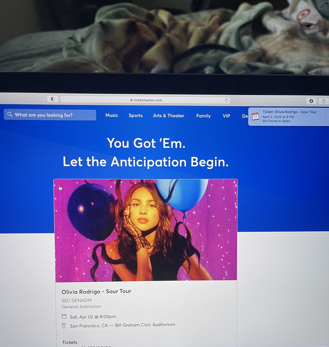 _vanizzy's tweet image. Got’em 😭 @nat_guzman_ #SOURTOUR