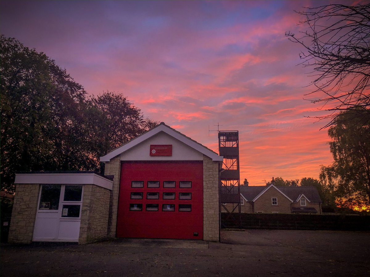 Helmsley NYFRS (@helmsley_nyfrs) on Twitter photo Helmsley Fire Station, along with Carers Plus, want to help others in the community this Christmas season by arranging a collection of food donations. Donations can be left at Helmsley Fire Station or <a href="/LazenbyVisuals/">LazenbyVisuals</a> now until Christmas Eve. Thank you all in advance. Tweet 1/2⦠Helmsley Fire Station, along with Carers Plus, want to help others in the community this Christmas season by arranging a collection of food donations. Donations can be left at Helmsley Fire Station or <a href="/LazenbyVisuals/">LazenbyVisuals</a> now until Christmas Eve. Thank you all in advance. Tweet 1/2ā¦
