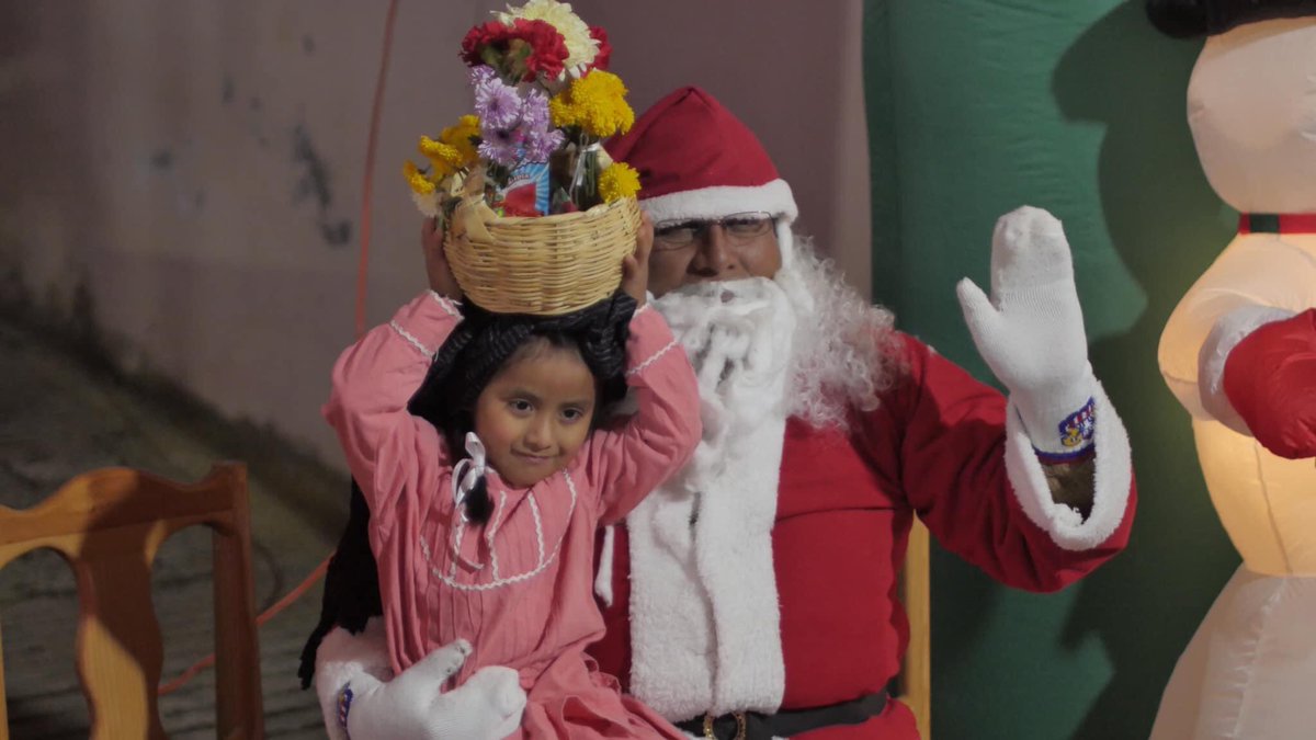 quinomixe's tweet photo. Oigan, vienen las posadas en Ayutla, estas son comunitarias nomás q este año pos no hubo muchos voluntarios locales para ofrecer una, ¿Xq por aquí no se animan a apadrinar una posada para lxs niñxs de Tukyo’m? En las posadas se reparte, atolito, pan y dulces 😄🎄 quien se apunta? https://t.co/29tGQvyNuv