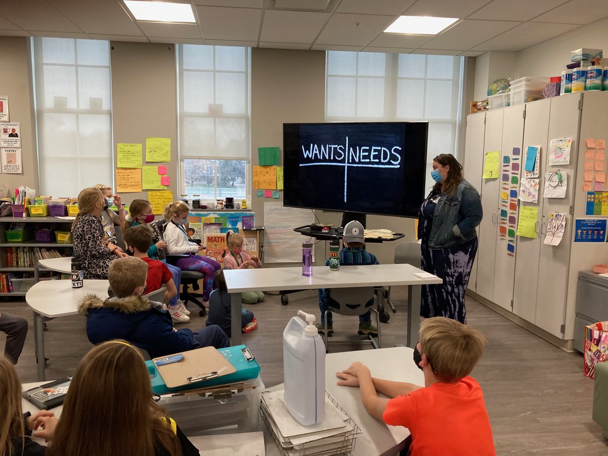 UA_Schools's tweet photo. It was Passions Mentor Day this week for some of our students at Barrington! Great #careerbasedlearning for our students from special guests - the founder of Lion's Cub Cookies, two art directors and a representative from the Community Shelter Board. #ServeLeadSucceed https://t.co/Y19bzY55d3