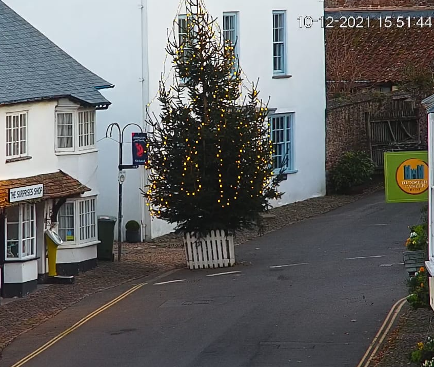 dunsterofficial's tweet photo. It's beginning to feel a lot like #Christmas here in #dunster. https://t.co/vNWcoRqHIE