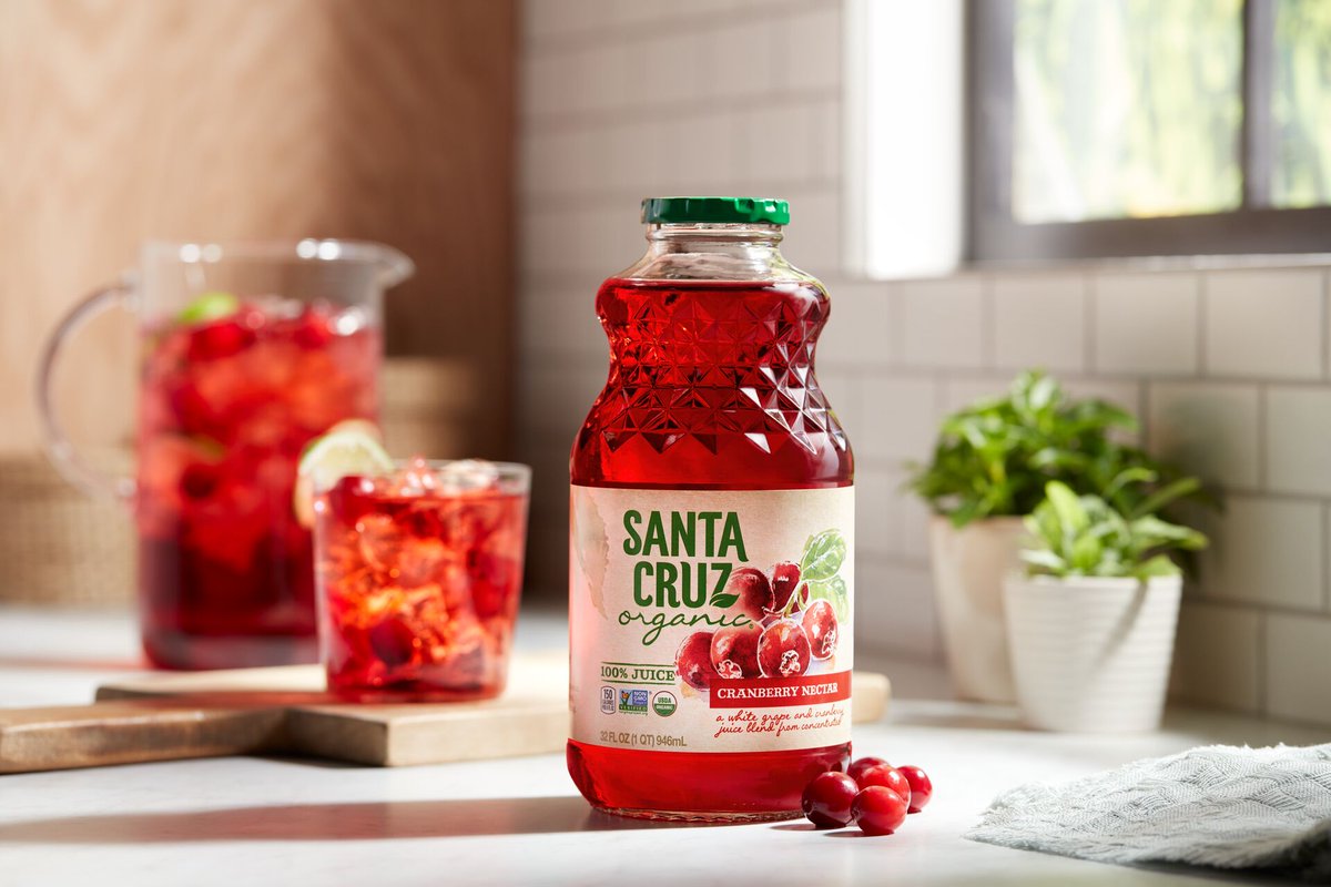 Your gift came a little early this year. Save 30% on your favorite Santa Cruz Organic products now through 12/31/21 using promo code: SCOHOLIDAY. spr.ly/6019JoIuS