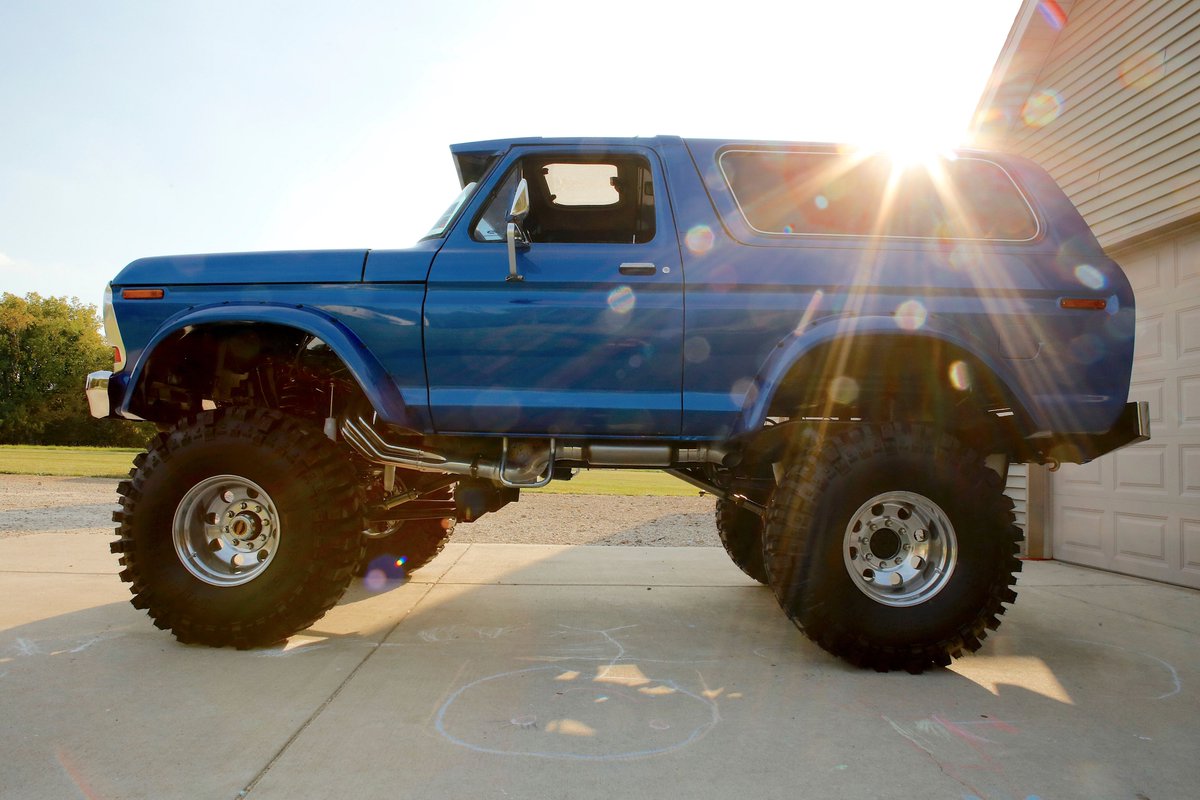 Anyone have a ladder? Stream the build of this #FordBronco now!