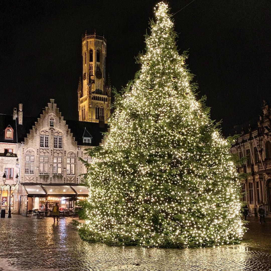 Visit_Bruges's tweet photo. It's beginning to look a lot like... 🎄

📸: https://t.co/1PBOZBjUG7 https://t.co/nXZn0ZR5fK