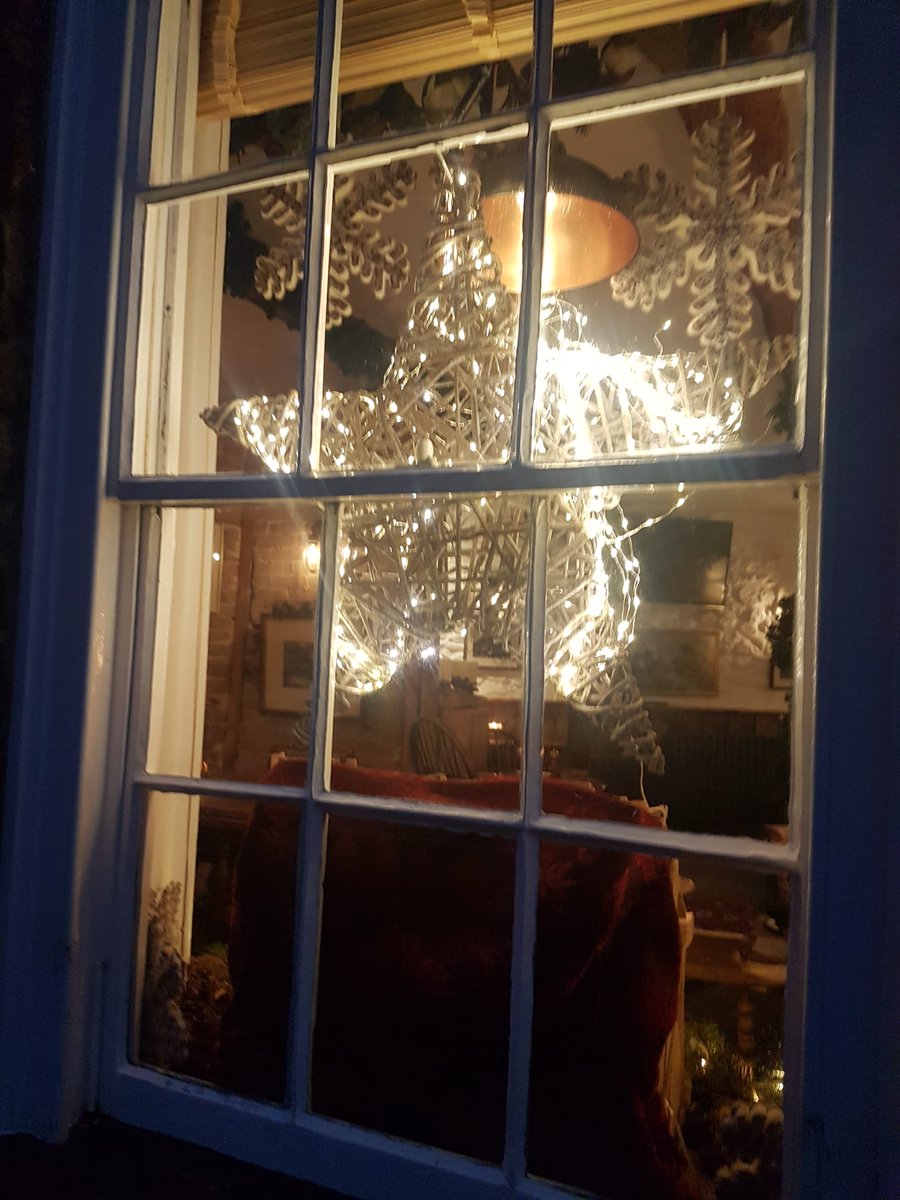 It's beginning to feel a lot like #Christmas here in #dunster.