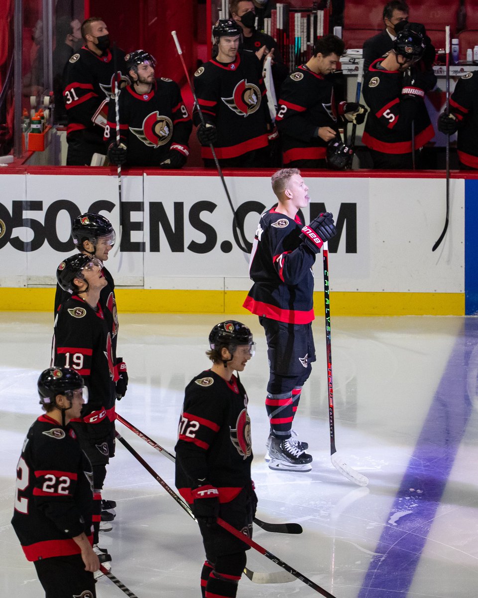 facesottawa's tweet photo. 🚨It’s #FrontRowFriday - RT for your chance to win 2 FRONT ROW tickets to see the #Sens host Tampa tomorrow afternoon - Presented by Papa John’s Orleans 🍕🏒 #GoSensGo https://t.co/dGfhJDAGsZ