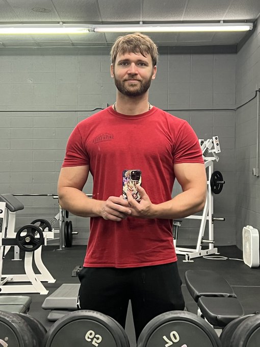 Who wants to cum feel me up with todays #flexfriday 😜 https://t.co/AGnz5y2yTS<a href="/tag/flexfriday"class="tags">#flexfriday</a>