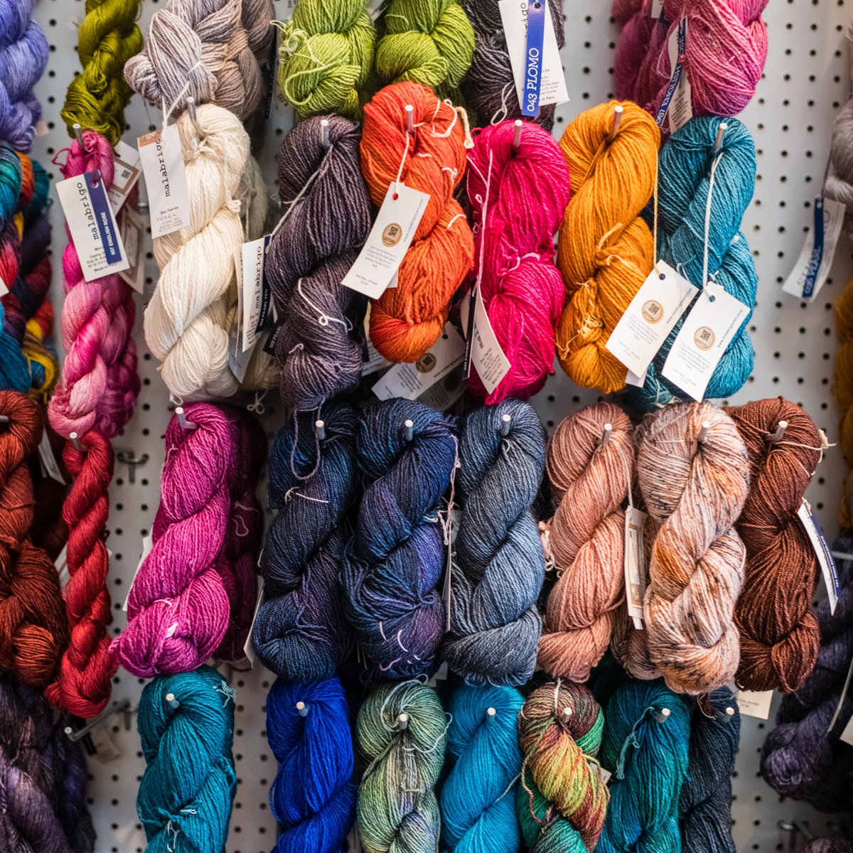 Looking Glass Yarn & Gifts (knitsantafe) Twitter