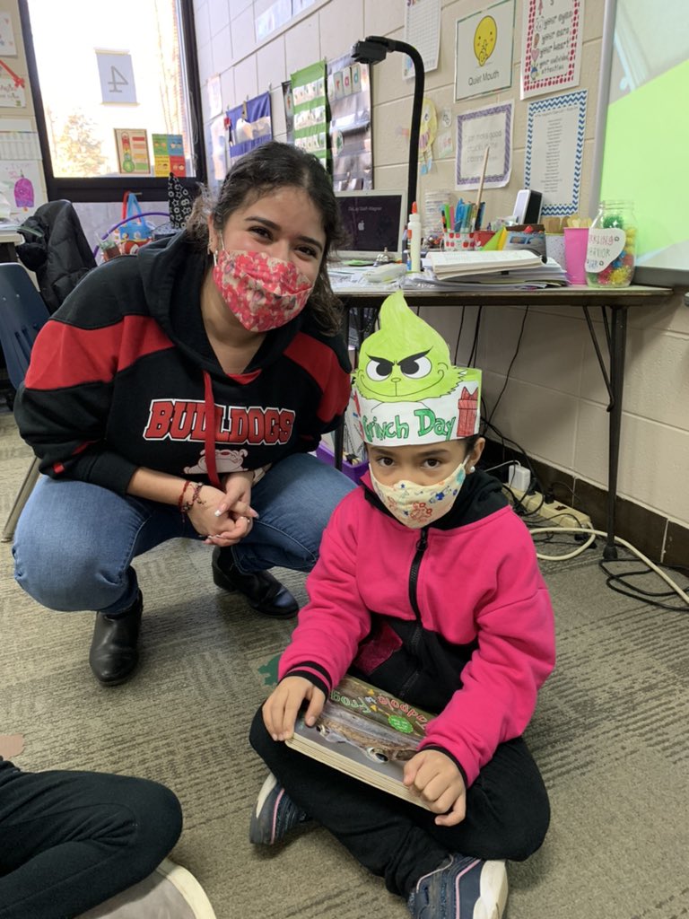 d61wagner's tweet photo. Grinch Day is off to a great start! β€οΈπβ€οΈ #d61learn https://t.co/w5AlUBpunB