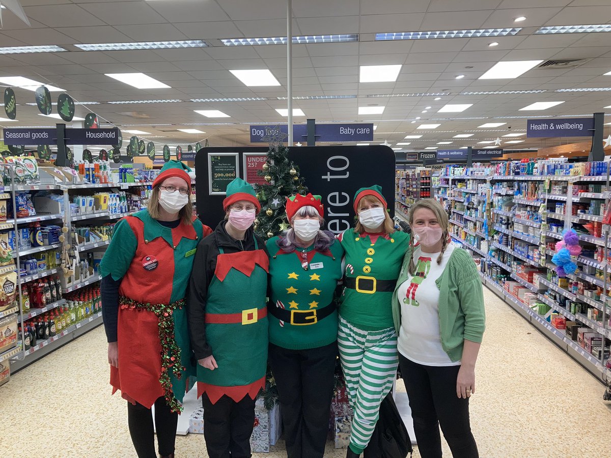 Spreading some Christmas cheer at donington today with our elf/ Christmas jumper day. What a amazing team of Santa’s helpers we have 🎄🎅🏻<a href="/MattSim16573171/">Matt Simpson</a> <a href="/Chris_BerryCEC/">Chris Berry</a> <a href="/adamleewaudby/">Adam Waudby</a>
