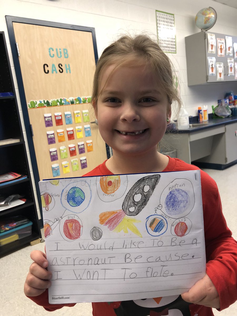 BoshersBlake's tweet photo. We used one of our previous read aloud questions for morning work this morning. This was such a great writing opportunity. They are loving the space unit! @OGEStigercubs https://t.co/E6RNh9LvwC