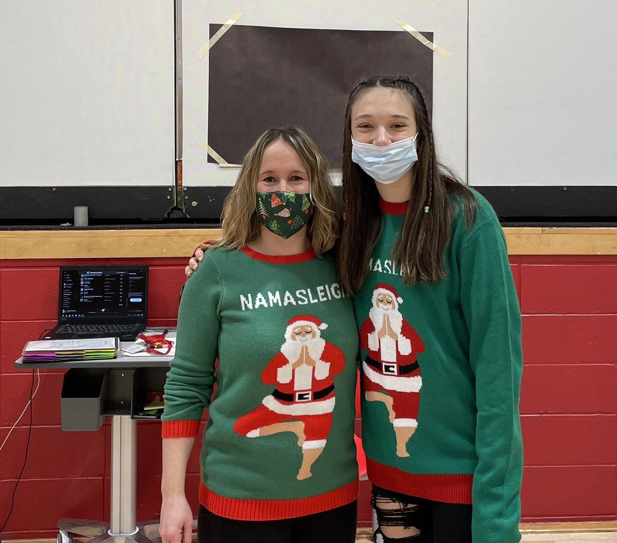 Nothing like unintentionally twinning with one of your students on ugly sweater day. <a href="/FlyCVEagles/">Cumberland Valley High School</a> @CV9eagles #12daysoftheholidayseason #CVproud