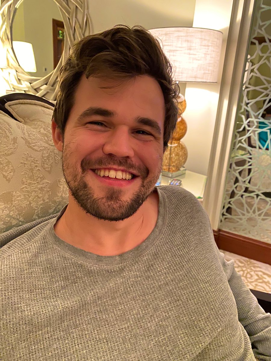 MagnusCarlsen's tweet photo. @realmadrid Hala Madrid🤍 https://t.co/GACjNX6mqb
