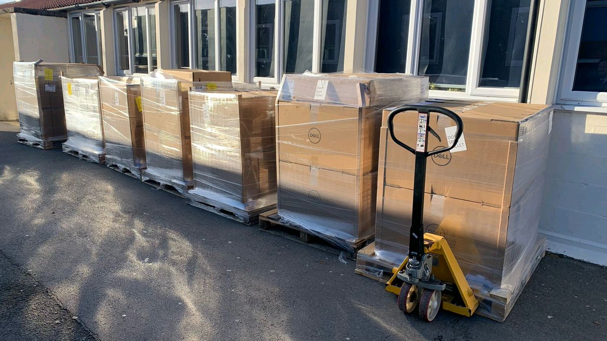 Jy Taylor tweet media