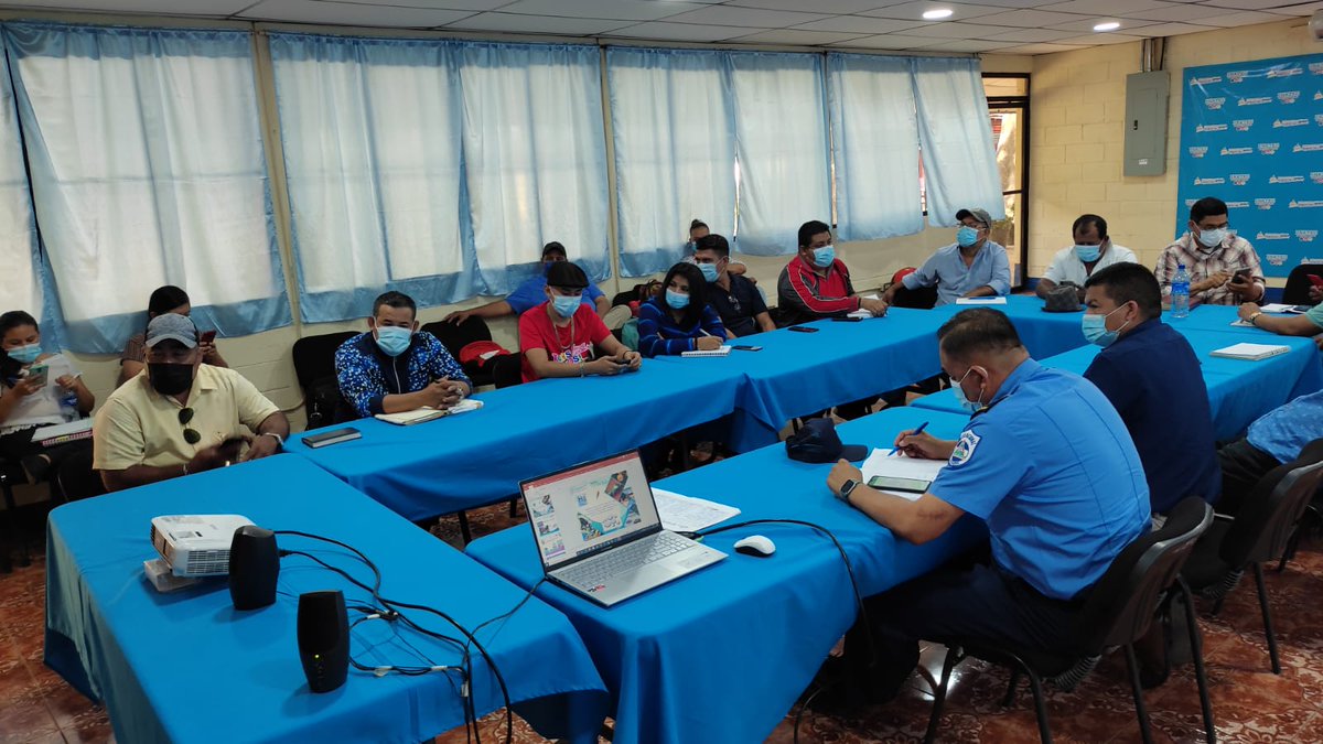 MarenaNicaragua's tweet photo. En el marco del Plan de acción Nacional para el sector de la Minería en Chinandega, comunitarios participaron de taller realizado por el convenio de Minamata y MARENA, para proteger la salud humana y el Medio Ambiente de los efectos del mercurio.

#DiciembreVictorioso https://t.co/2GSlmf2u2M