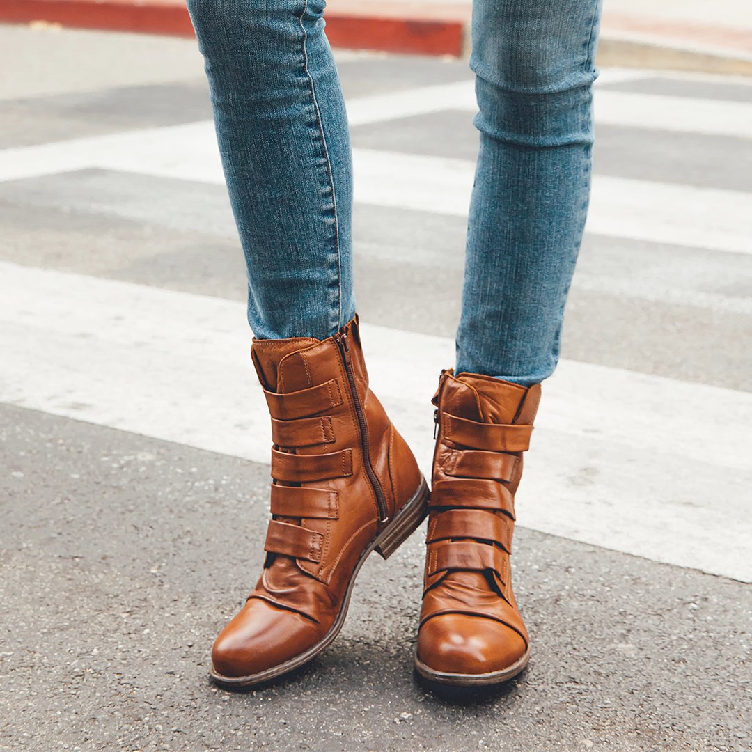 frye melissa button boot