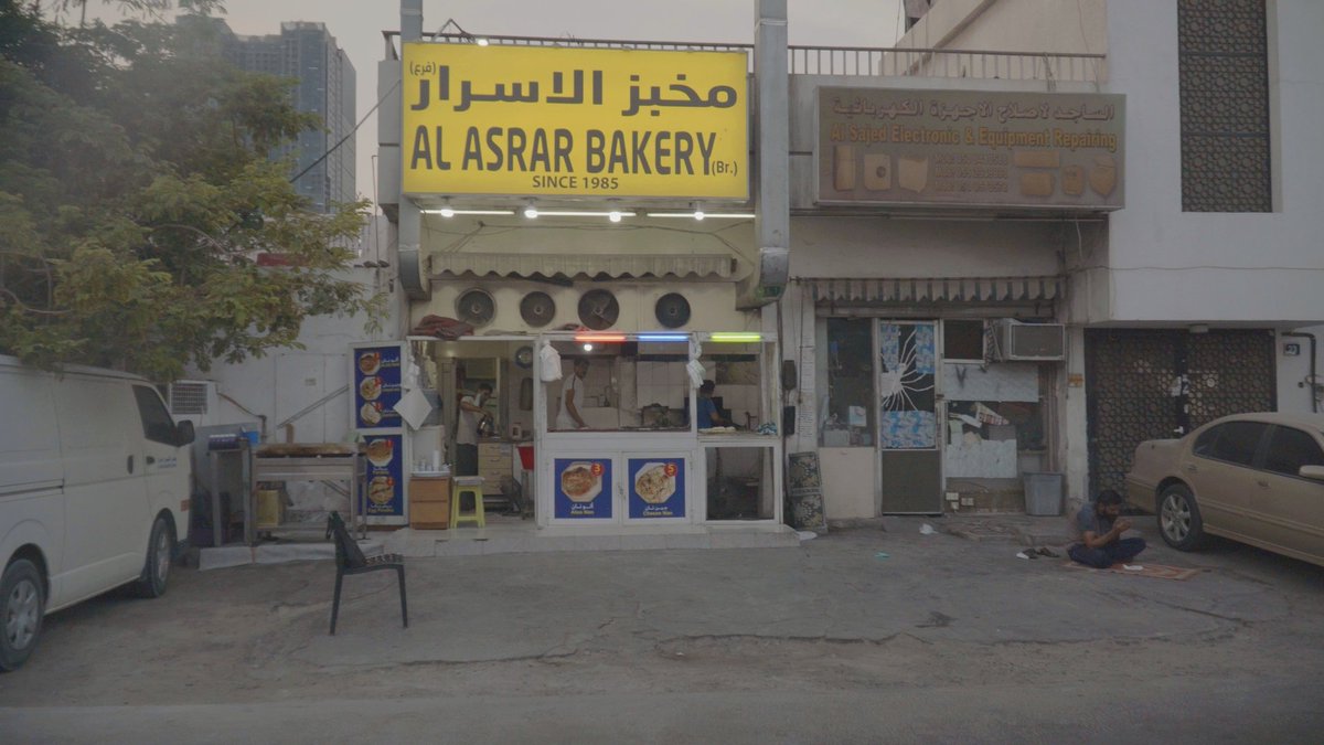 Tessellat1's tweet photo. Big showtout to all the bakers from Al Asrar in #satwa #dubai for making the best breakfast in the world, getting me into filming a #Documentary, giving me a new perspective on #Afghanistan, teaching me basic #pashto and offering a cup of tea when i'm feeling down. Deira manana💫 https://t.co/9J6cCHtNUU