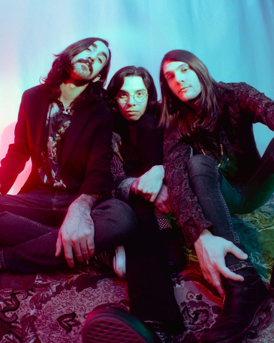 trevornovatin's tweet photo. Ultraviolet Communication | Photographed for their sophomore record, ‘Paper Tiger’, out today. These were 8 second exposures on my Pentax 6x7. Super thankful for these guys. #mediumformat 

📷: Pentax 6x7
🎞: Portra 400 (shot at 800) https://t.co/KUrGLCk55T