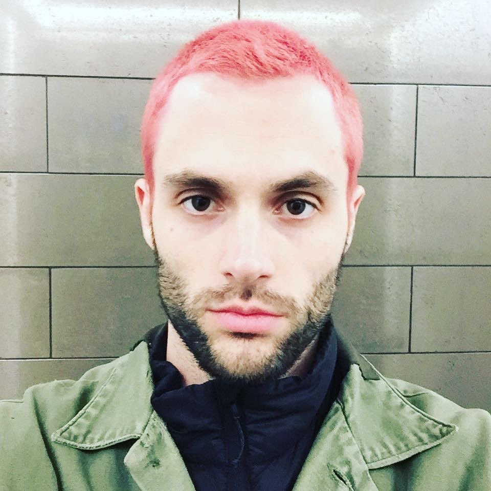 best of penn badgley on Twitter: "penn with his pink buzzcut  https://t.co/xQjiRIh4tO" / Twitter