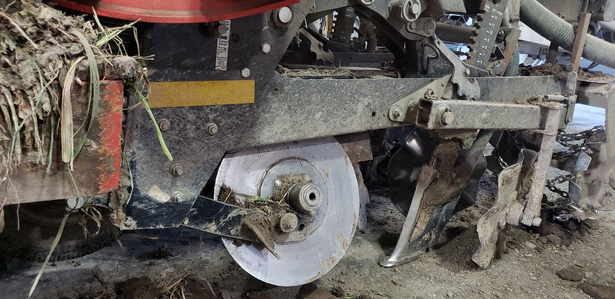 Anyone in the #ontag, #striptill, industry know of any decent strip tiller units that hold up well, can go through heavy cover crop residue, and don't fall apart.  Looking for something for next year.