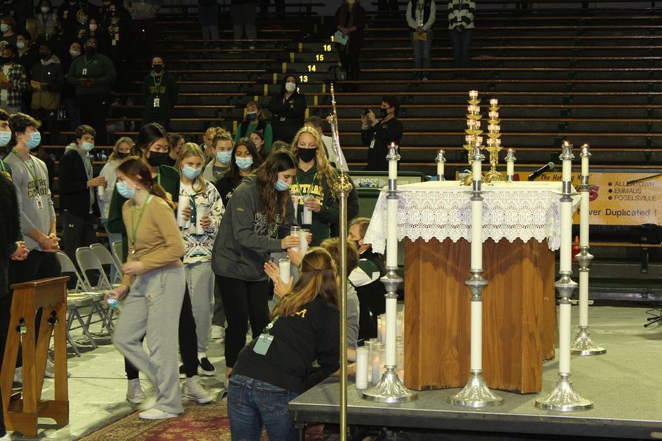 ACCHSVikings's tweet image. #VikingNation 40 Hours! #FaithTraditionExcellence #VikingSpirit #ACCHSfaith 💛💚🙏