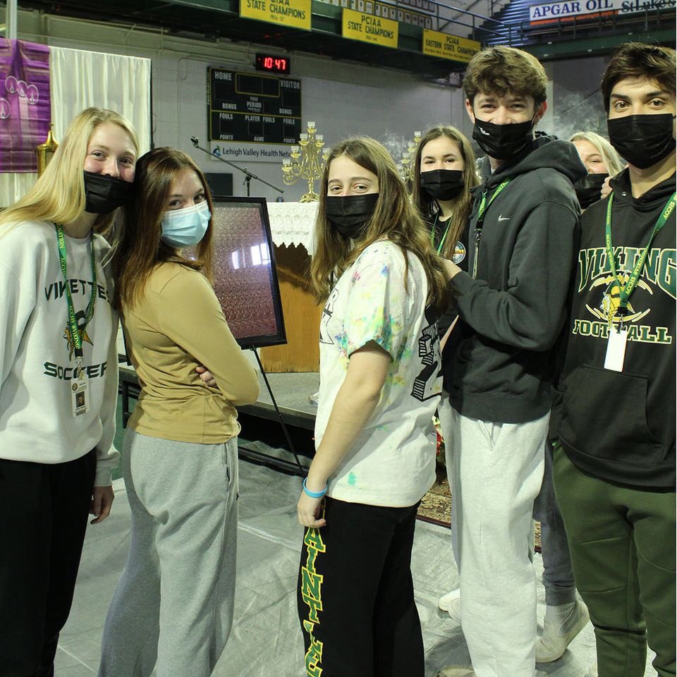 ACCHSVikings's tweet image. #VikingNation 40 Hours! #FaithTraditionExcellence #VikingSpirit #ACCHSfaith 💛💚🙏