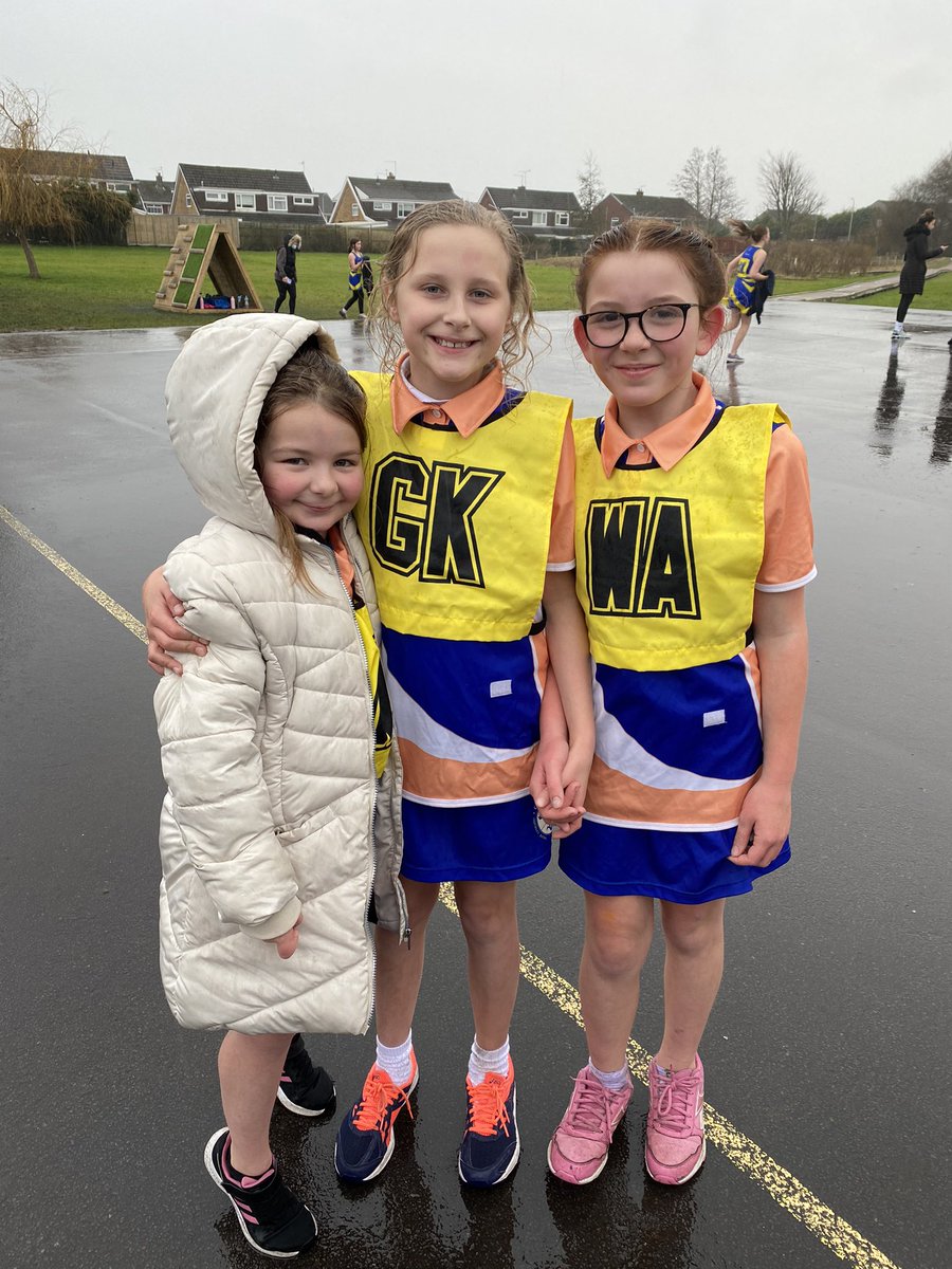 KidnerLisa's tweet image. Talia loved playing her first netball match! @gwaunmeisgyn